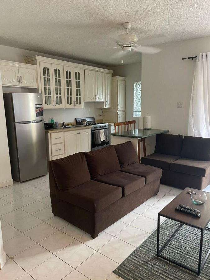 Finest Accommodation Marley Manor Apt # 513 Ground Floor 6 Marley Rd Kgn 6 คิงส์ตัน ภายนอก รูปภาพ