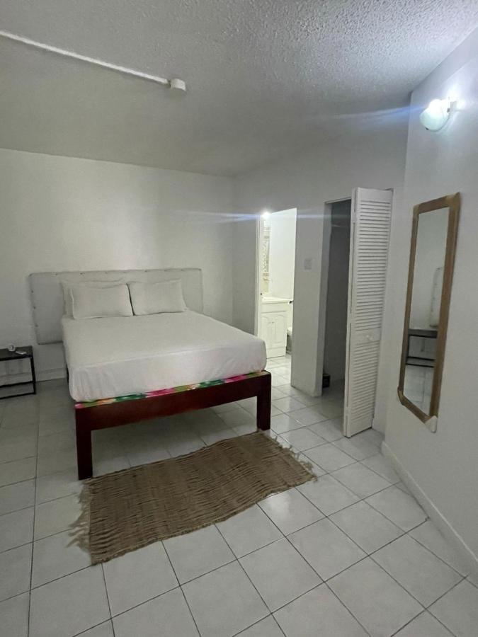 Finest Accommodation Marley Manor Apt # 513 Ground Floor 6 Marley Rd Kgn 6 คิงส์ตัน ภายนอก รูปภาพ